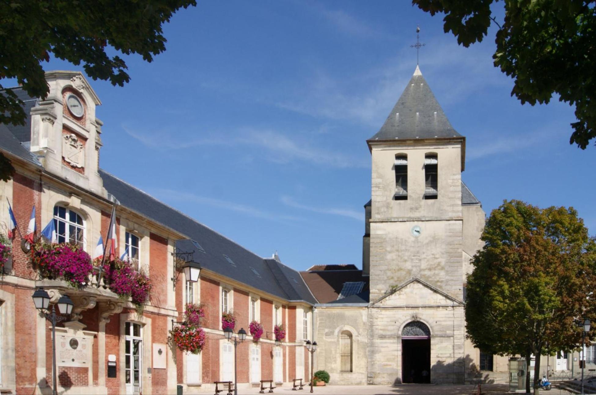 Maison De Ville Entre Disneyland Et Paris. Lagny Eksteriør billede